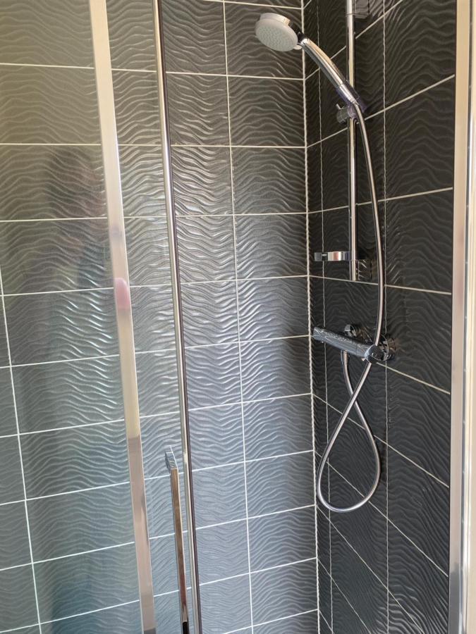 Wellington View One En Suite Shower And Super King Bed Εξωτερικό φωτογραφία